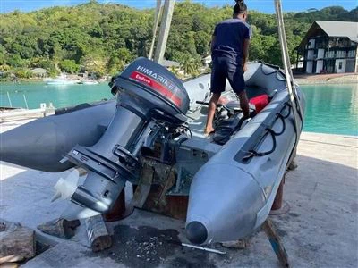 Động cơ phía ngoài 40HP
